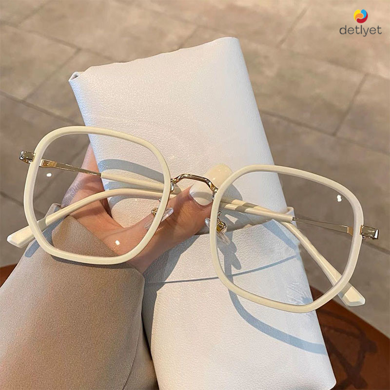 COD🌷แว่นกรองแสงสีฟ้ากรอบใหญ่สไตล์เกาหลีแฟชั่นระดับไฮเอนด์นักเรียนแว่นตาผู้ชายและผู้หญิง-detlyet