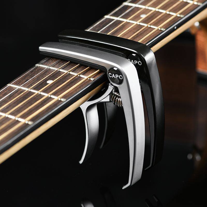CAPO สังกะสีอัลลอยด์ CAPO กีต้าร์โปร่งมูลค่าสูงเฉพาะ CAPO Ukulele CAPO
