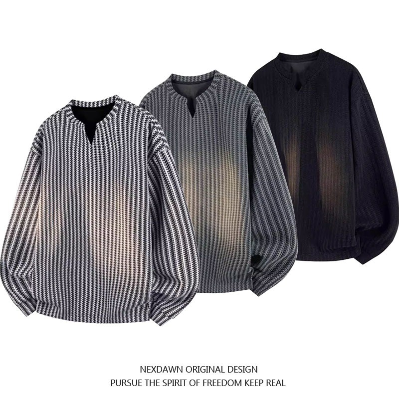 [คลังสินค้าพร้อม] เสื้อยืดแขนยาวดีไซน์ลายก้างปลาคอวีผู้ชายรุ่นหลวม ม-3เอ็กแอล ขนาด