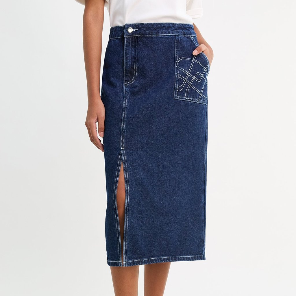 [Pomelo] กระโปรงยีนส์ทรงมิดี้ / Denim Midi Skirt