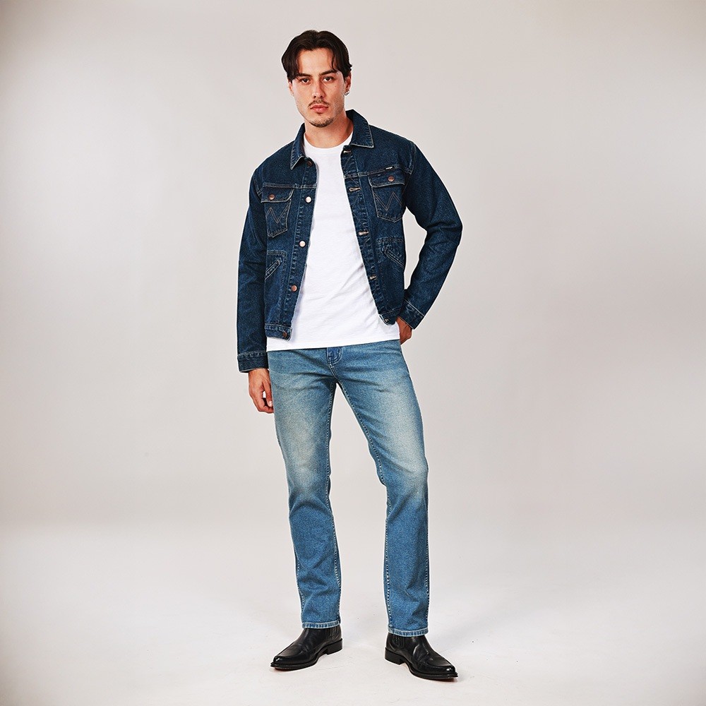 WRANGLER เสื้อแจ็กเก็ตผู้ชาย คอลเลคชั่น Biker Look ทรง Regular รุ่น WR F425MJKTN01 สียีนส์กลาง — صورة 5