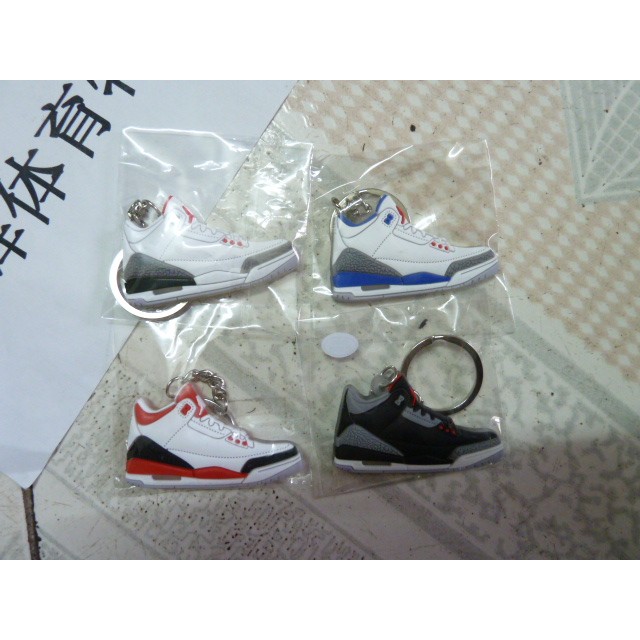 JORDAN III AJ3 Black Cement White Blue White Red JORDAN รองเท้าผ้าใบรุ่นพวงกุญแจที่ไม่ซ้ํากัน