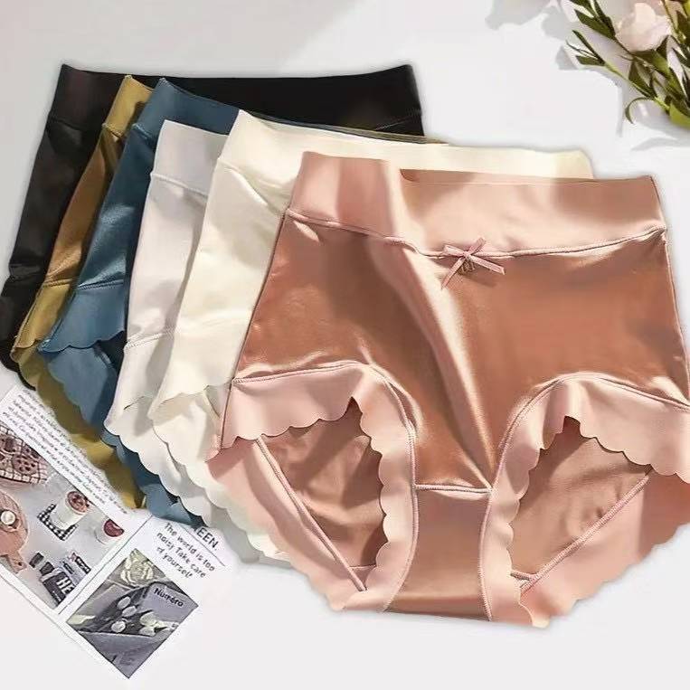 Lace & Bliss🌸กางเกงใน หรูหราซาตินผ้าไหมน้ําแข็งสามเหลี่ยมกางเกงผู้หญิงไม่มีร่องรอย Y25