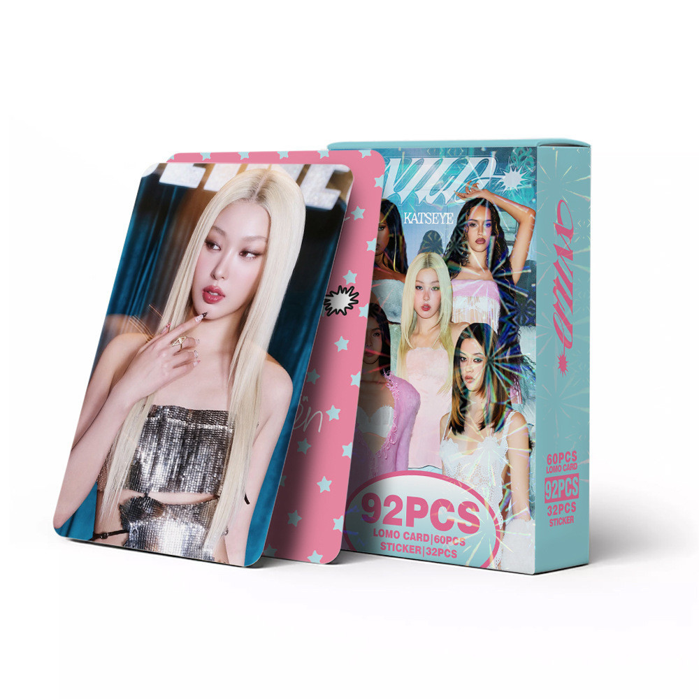 30-132pcs KATSEYE WILD โปสการ์ด ICONIC BY MISTAKE PINKY UP 2026 WildWorld Tour อินเทอร์เน็ตสาว Lomo การ์ด BEAUTIFUL CHAOS SOPHIA DANIELA LAARA MEGAN YOONCHAE MANON Photocards