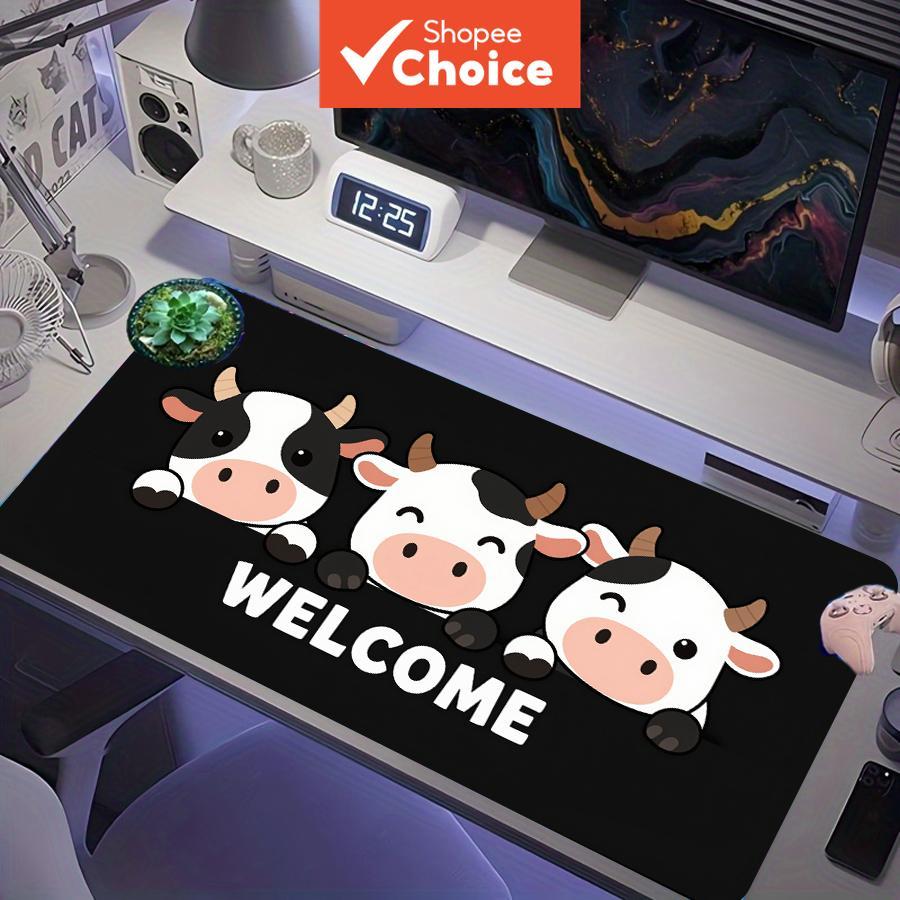 แผ่นรองเมาส์เกมมิ่งลายวัวการ์ตูนน่ารักสามตัว พร้อมข้อความ WELCOME ขนาดใหญ่พิเศษ