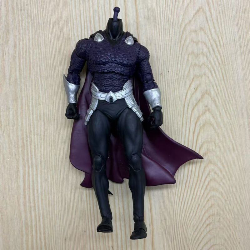 จํานวนมาก Mcfarlane Mcfarlane DC Ocean Lord