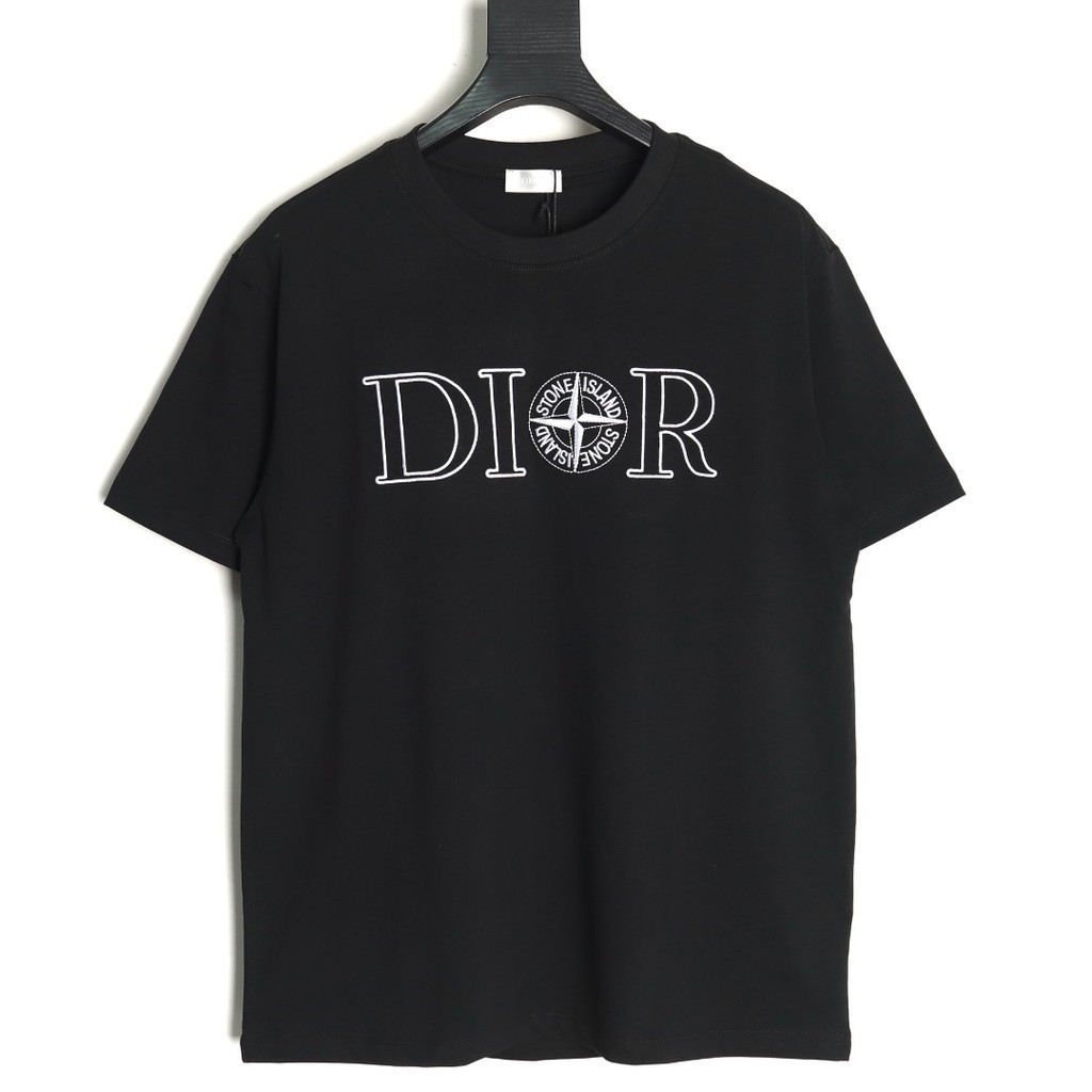 DIOR ผู้ชายผู้หญิง Plus ขนาดแขนสั้นคู่สไตล์รอบคอ Slim-Fit 2026 ฤดูใบไม้ผลิใหม่สไตล์ All-Match กีฬาด้