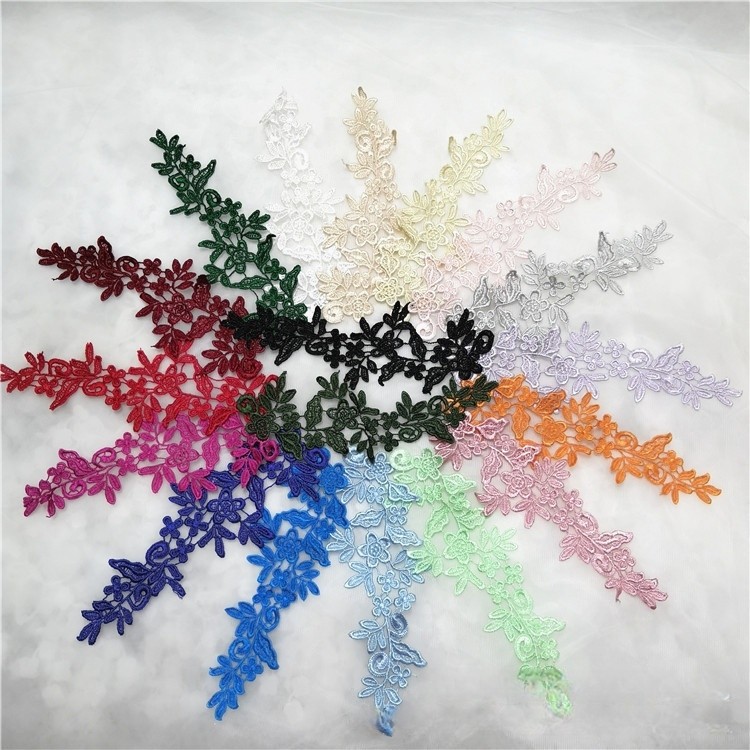 1 คู่โพลีเอสเตอร์ตาข่าย Hollow Out ลูกไม้ Trim Applique Patch เย็บปักถักร้อยคอ Corsage Multicolor ผ้