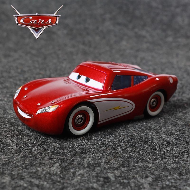 【พร้อมส่ง】lightning Mcqueen Lightning McQueen รถของเล่นโลหะผสม รถ Racing Story Love McQueen 3-14 ปี