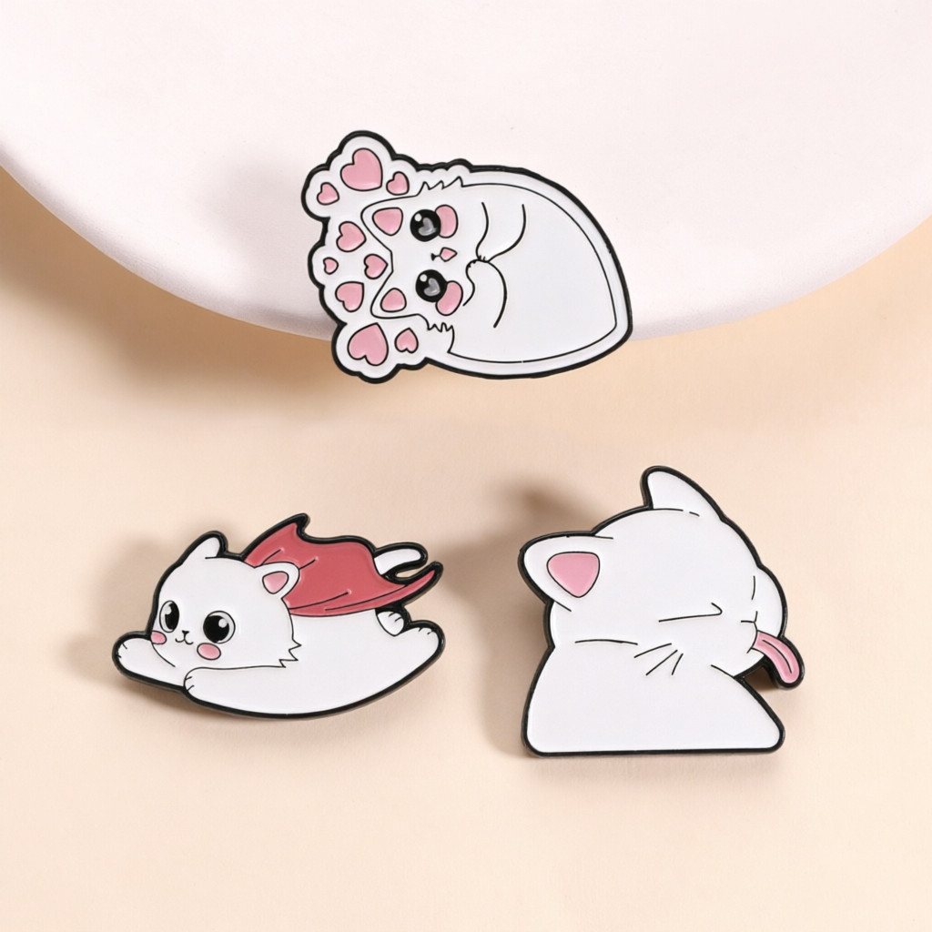 น่ารัก หลายอารมณ์แมวสีขาวเคลือบเข็มกลัดน่ารักลูกแมวตลกการ์ตูนสัตว์ ปก เข็มหมุด สําหรับเสื้อผ้ากระเป๋าแมวคนรักของขวัญ