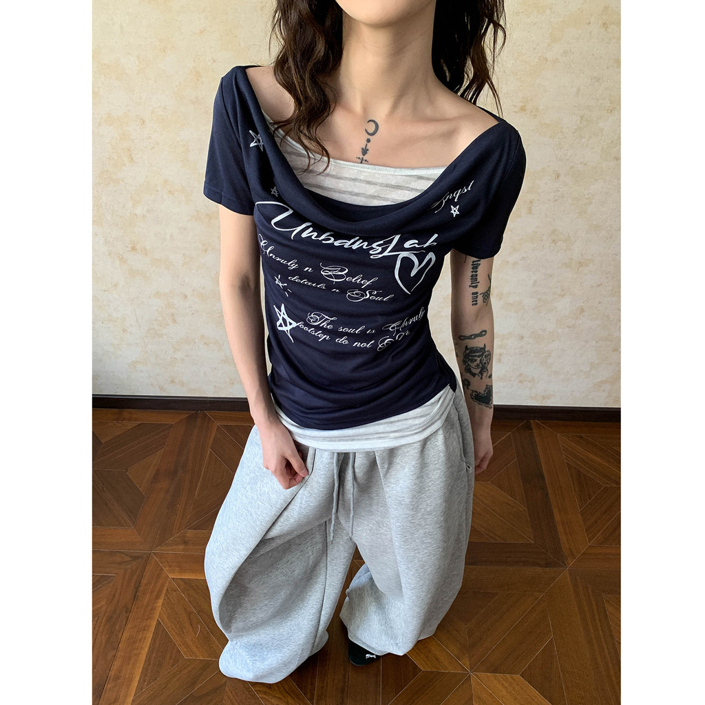Y2K Alt Cowl คอปลอมสองเสื้อแขนสั้น Slim Fit ผู้หญิงที่ไม่ซ้ํากัน Chic Top