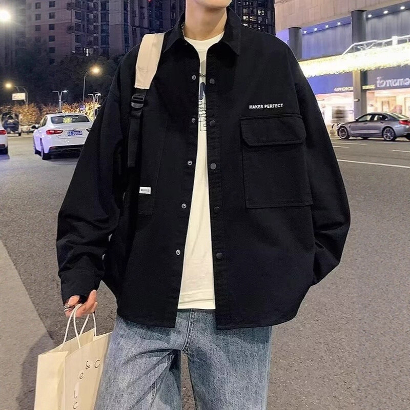 ฤดูใบไม้ผลิฤดูใบไม้ร่วงเสื้อแขนยาวผู้ชายถนนสวมสไตล์ฮ่องกงหลวมแจ็คเก็ตคาร์ดิแกนเครื่องมือเยาวชนแจ็คเก