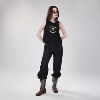 WRANGLER เสื้อยืดแขนกุดผู้หญิง คอลเลคชั่น Wrangler Legends รุ่น WR S226WTSLN14 สีดำ