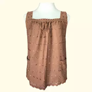 เสื้อคอกระเช้า ผ้าลูกไม้ ทรงคอจีบ ผ้าไม่คัน ใส่ไม่ร้อน ทรงสวย