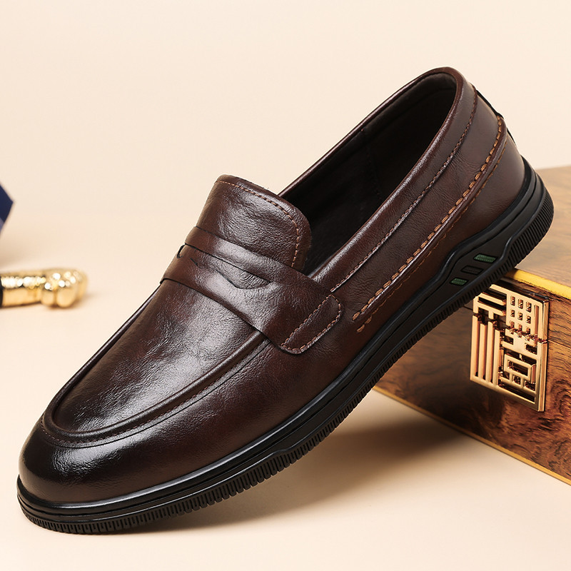 Penny Loafers ผู้ชายหนังย่นแบบสวมธุรกิจรองเท้าเดินลําลอง