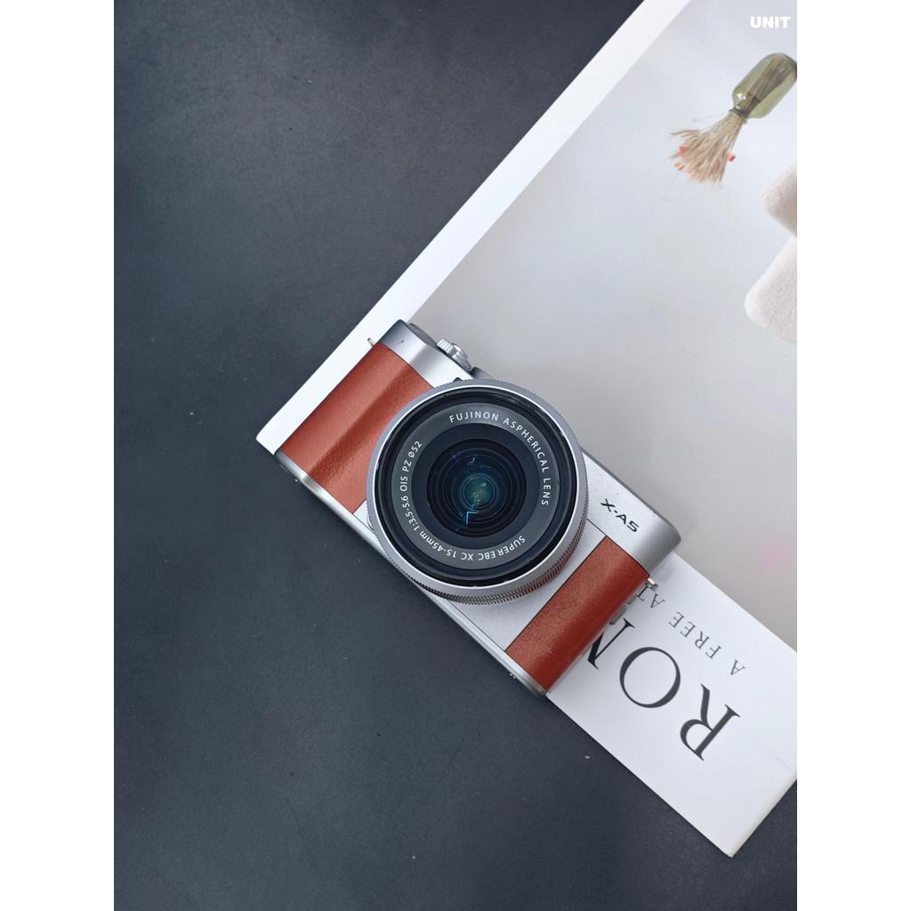 Used Fujifilm X-A5 with Fujinon Aspherical Lens Super EBC XC 15-45mm F3.5-5.6 OIS PZ [No charger]**R