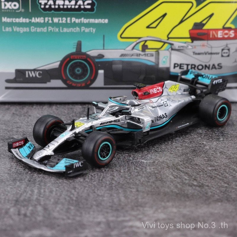 {Vivi toys} TW 1: 64 Mercedes-Benz AMG F1 W12 E Hamilton Las Vegas Station โมเดลรถโลหะผสม 251014 5PT