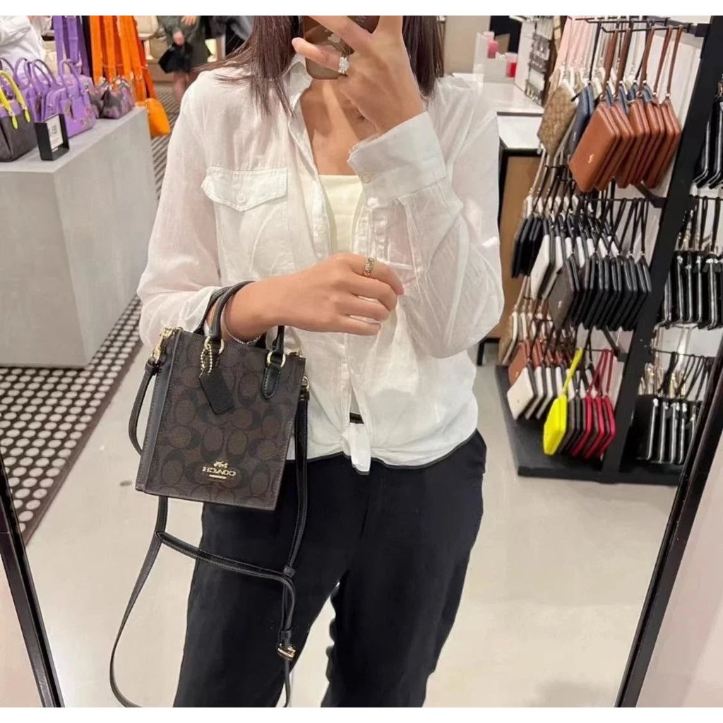 COACH COACH Bag Messenger Bag Female Bag Classic Logo N/S Mini Tote Bag CJ494 Presbyopic Series Smal