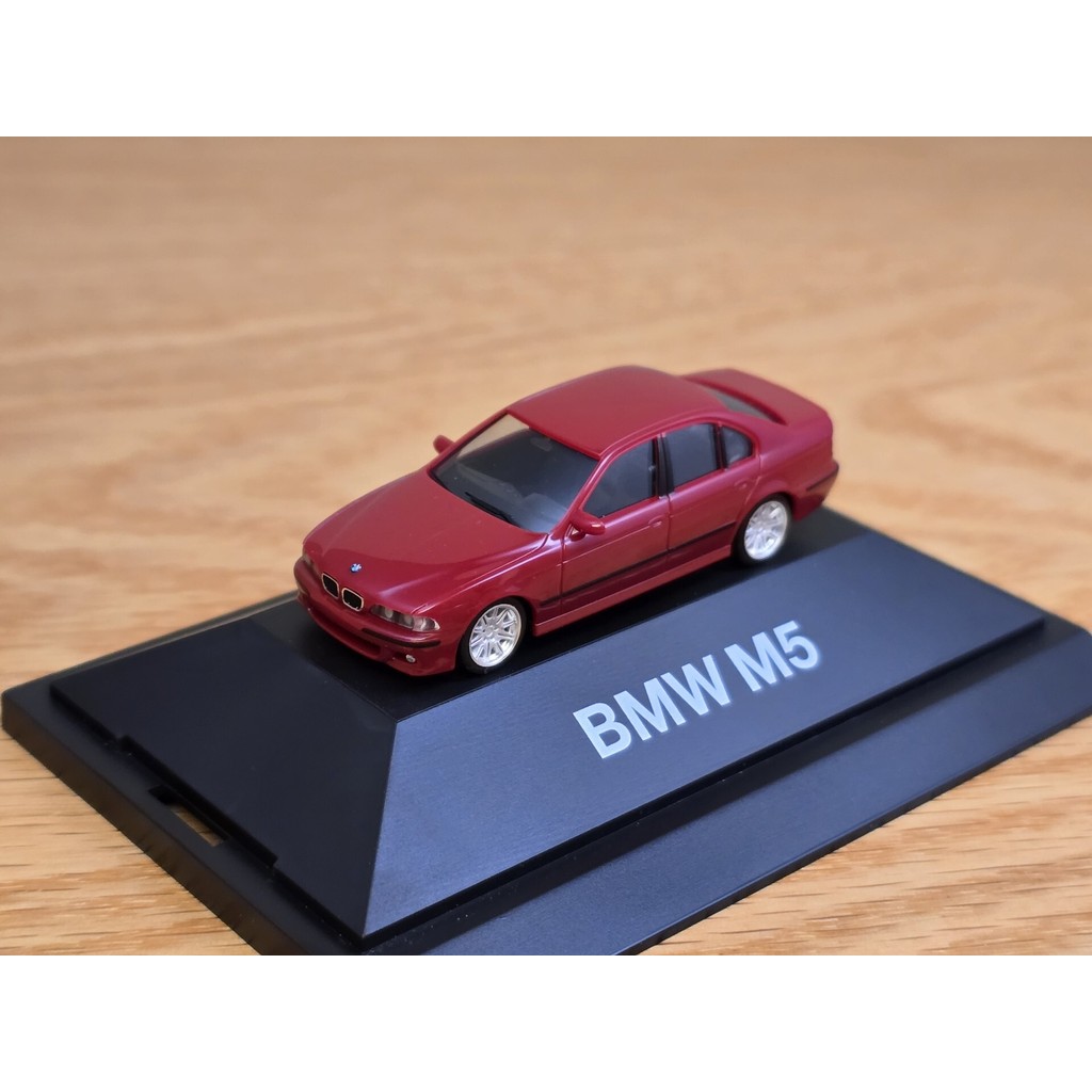 Herpa 1/87 BMW M5 E39 BMW Original Box Car Model วัสดุพลาสติก สภาพรถ ตามรูปภาพ Small Roof Scratch Bo
