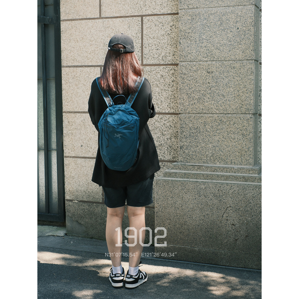 Arcteryx Heliad กระเป๋าเป้สะพายหลัง กันน้ำ น้ำหนักเบาทะแกร่ง ขนาด 10L และ 15L พอดีสำหรับนักเดินทางแล