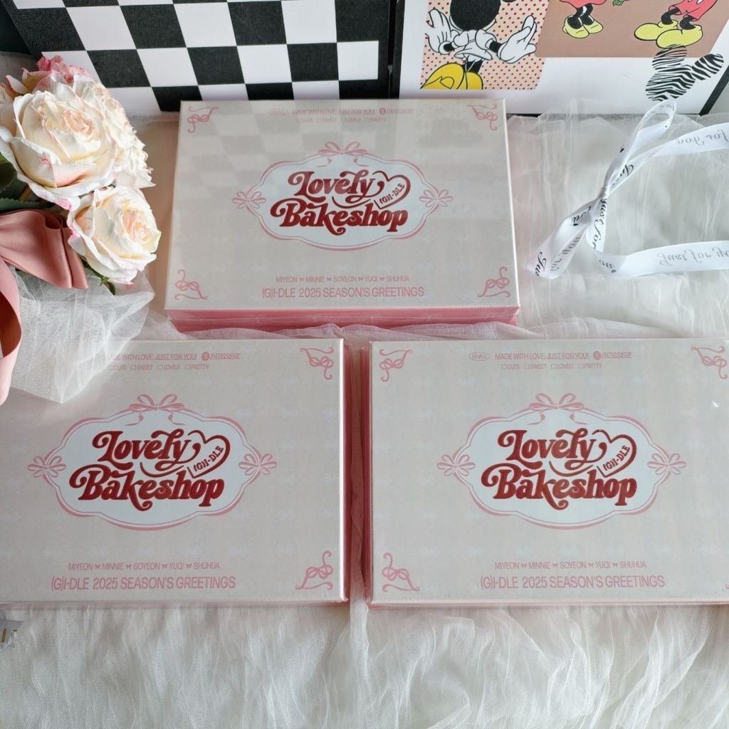 Gidle Girl Baby 2025 ปฏิทิน SEASONS GREETINGS gidle2025 โบนัสฟรีที่ยังไม่ได้เปิดใหม่เอี่ยม