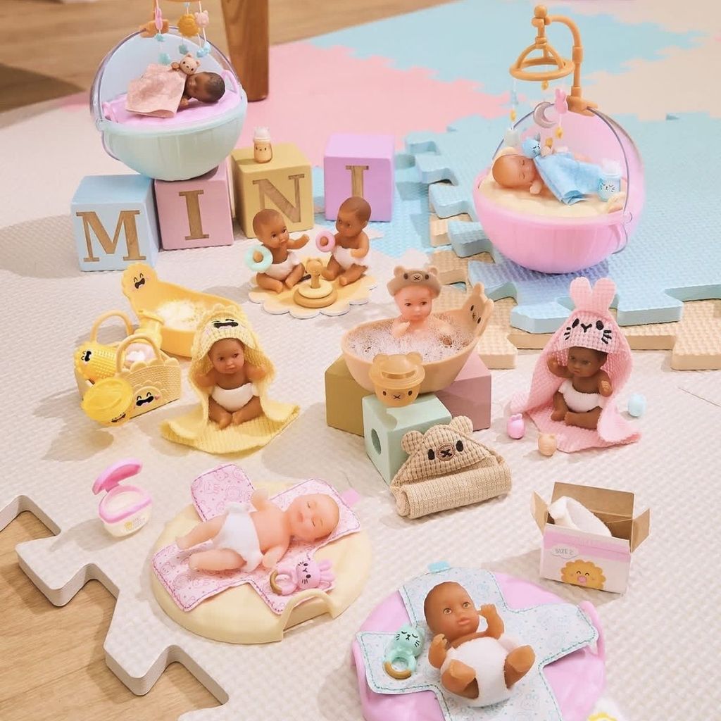 Miniverse Mini เด็กน่ารักรุ่นที่สองอาหารเด็ก Mini diy อาหารเสริมของเล่น MGA Mystery Ball Baby Myster