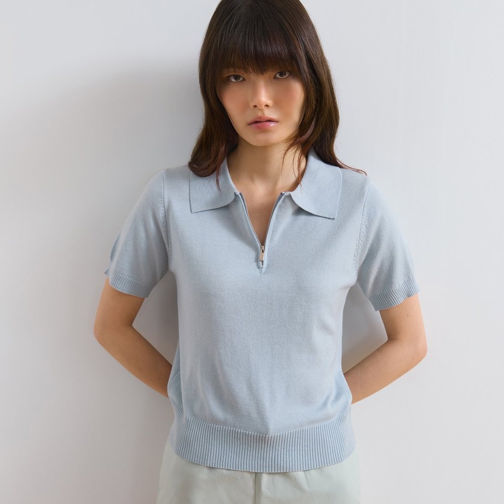 [Pomelo] เสื้อโปโลถักคอซิป / Zip Collar Polo Top