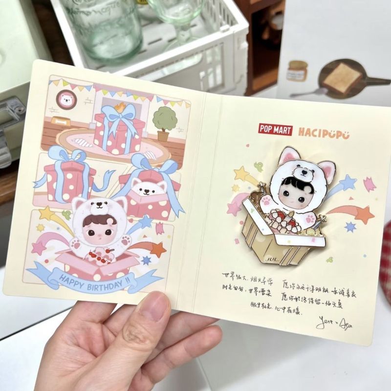 Pop Mart July Birthday Limited Badge เข็มกลัดโลหะการ์ตูนสาวน่ารักคอลเลกชันที่ระลึก/H7.27