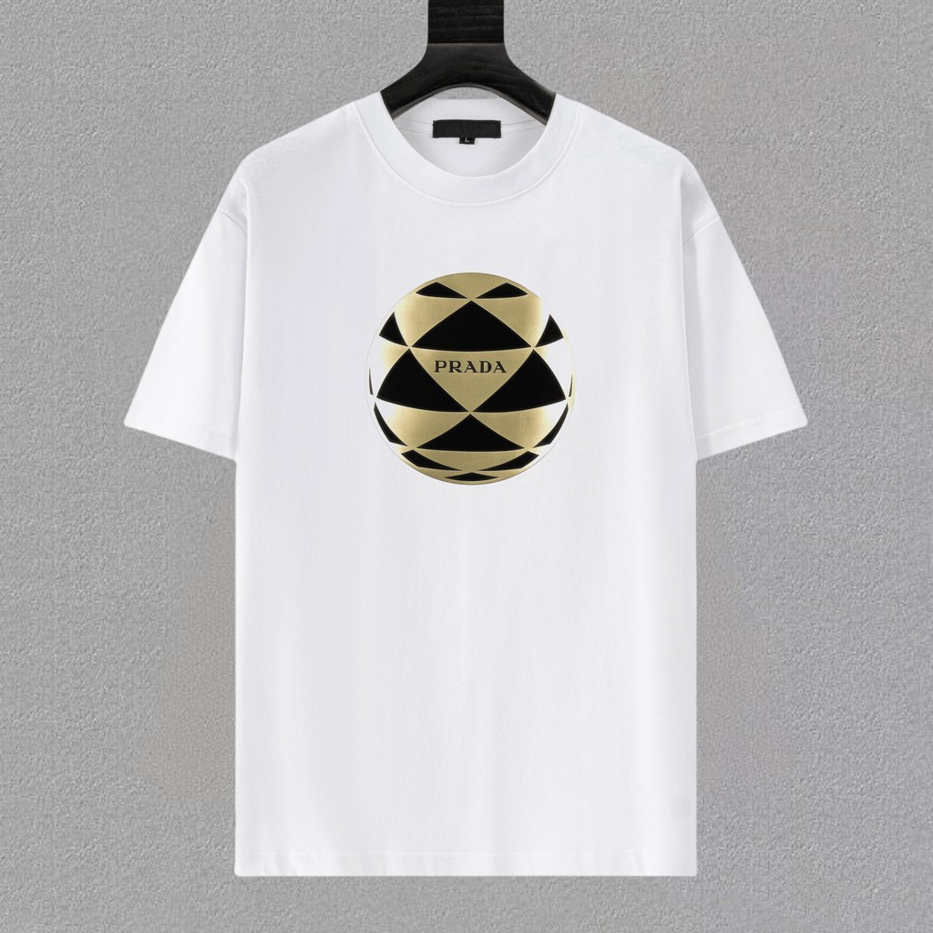 Prada tee/Prada เสื้อยืดพิมพ์เสื้อยืดผู้ชายผู้หญิงเสื้อยืดอินเทรนด์คอกลม American Punk NWTQ
