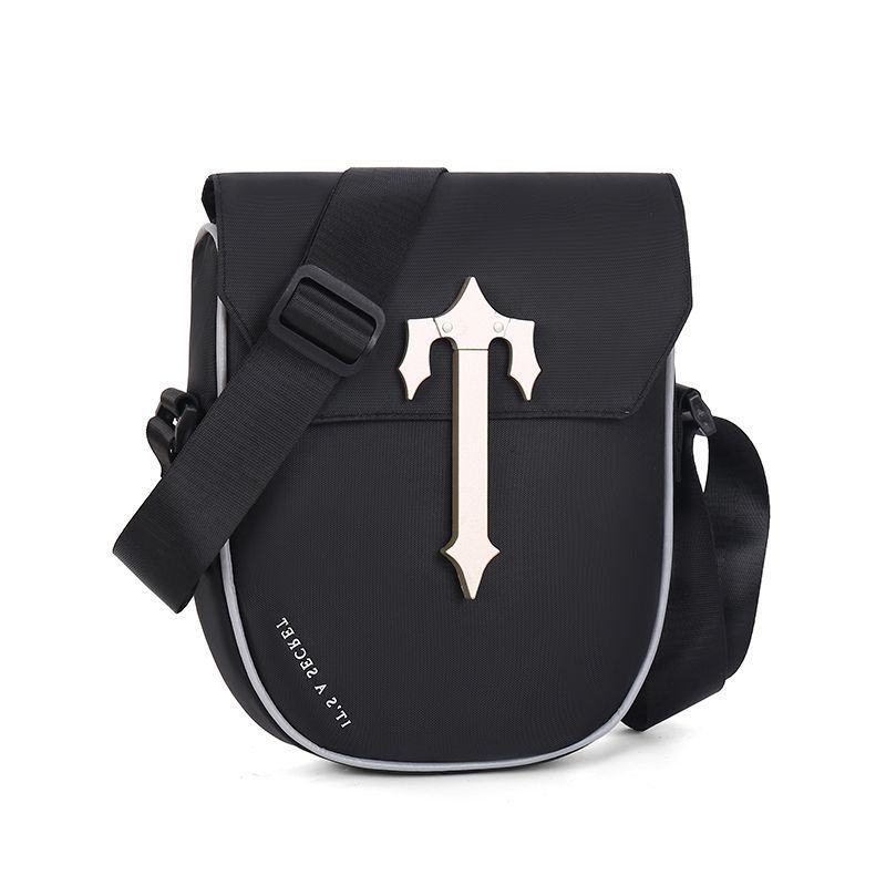 กระเป๋า Messenger สีดําไหล่เดียวสําหรับผู้ชายสไตล์ใหม่ trapstar Bag