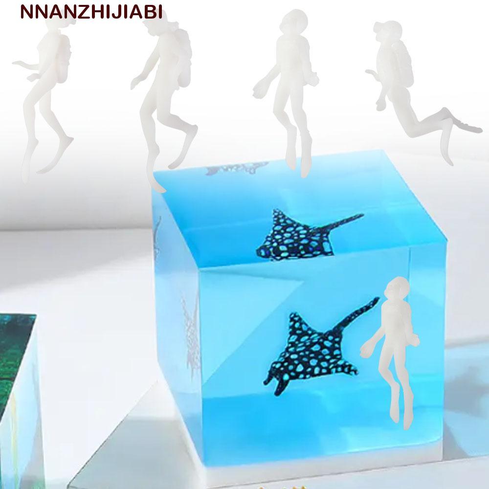 NANZHIJIABI Diver Action Figures, พลาสติก 3D Micro Landscape Diver รุ่น, Diver Filled สีขาวตกแต่ง Un