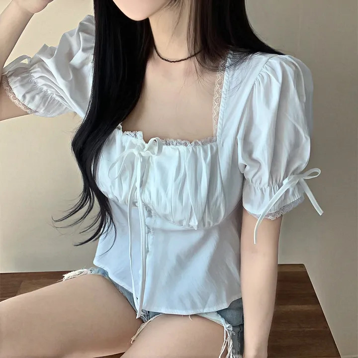 เสื้อลูกไม้แขนพองแขนสั้นสำหรับผู้หญิง แบบเกาหลี คอปักลูกไม้และมีเชือกรูด - รูปที่ 6