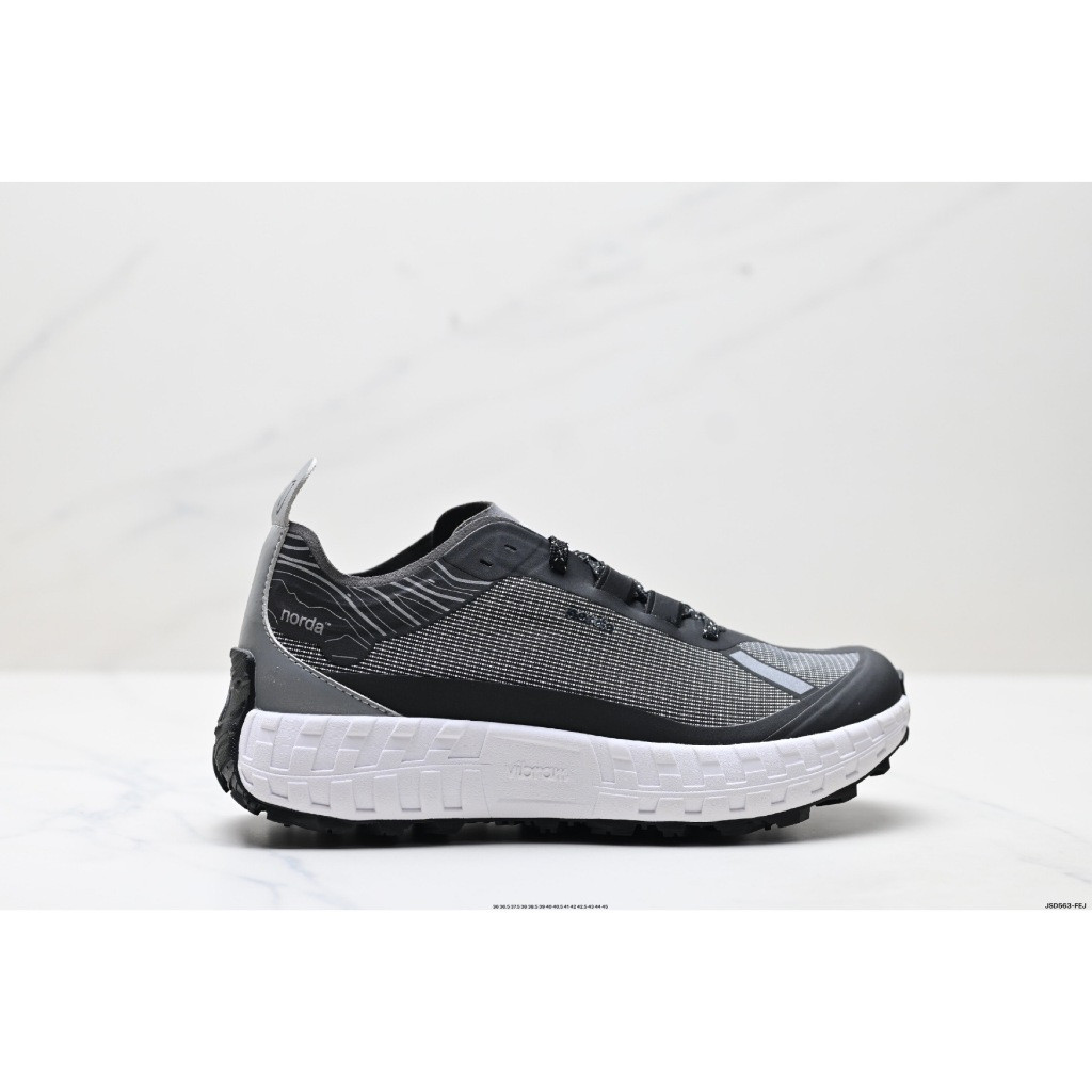 NORDA 001 รองเท้าเดินป่าออฟโรด Low-Top