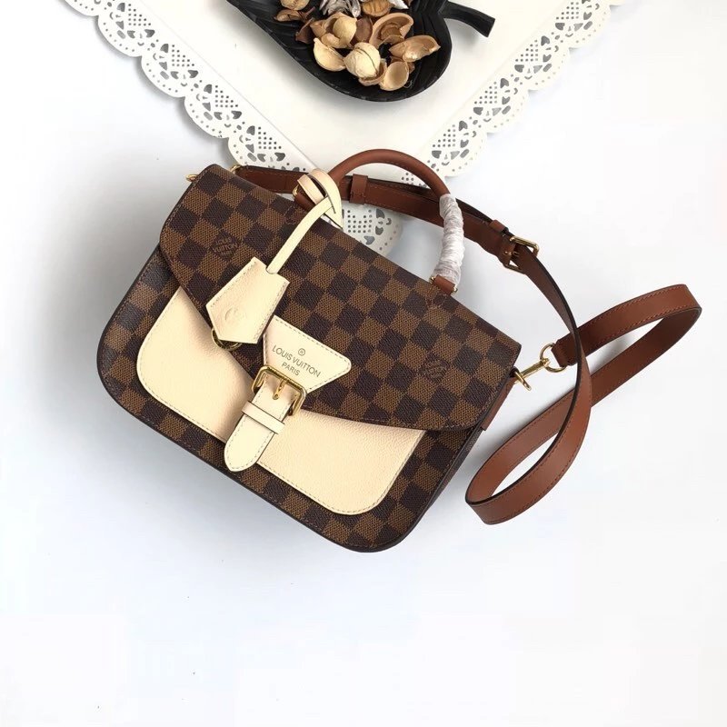 กระเป๋าถือ CROSSBODY N40148