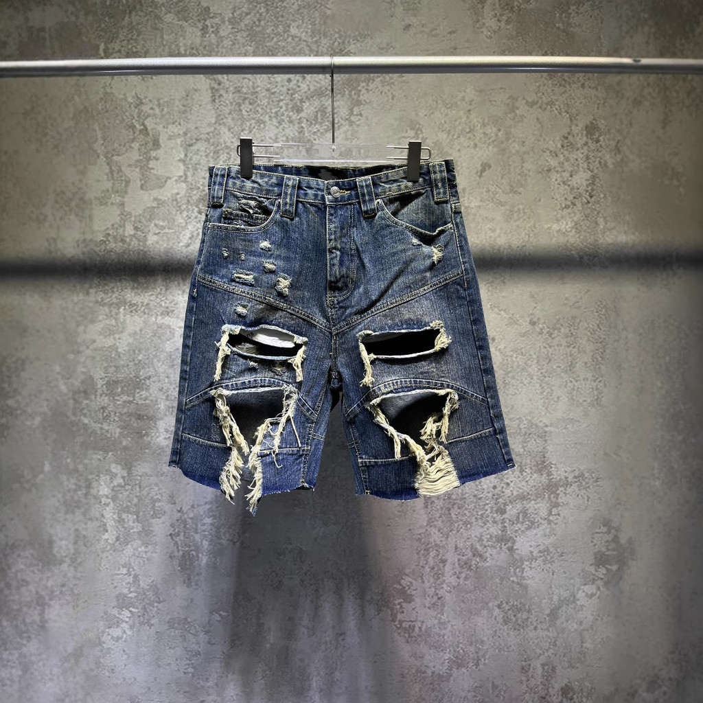 KKY7 BLCG 25New summer style distressed denim shorts with large areas of wear and tear O Loose desig