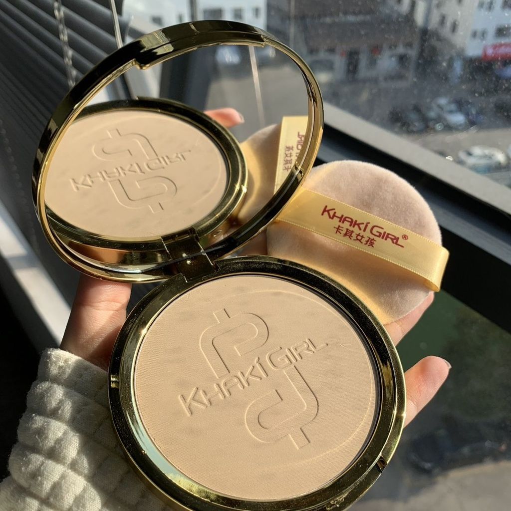 อําลาแป้งการ์ดแต่งหน้า!Velvet Big Gold Coin Pressed Powder VS Ordinary Pressed Powder Oil Control Lo