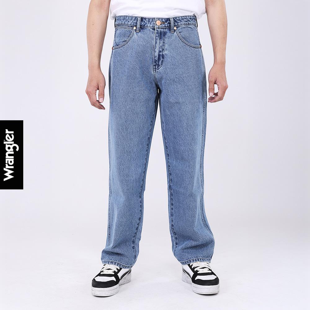 WRANGLER กางเกงยีนส์ผู้ชาย เอวกลาง ทรงกระบอกใหญ่ Redding รุ่น WR S326MREDF18 สียีนส์อ่อน