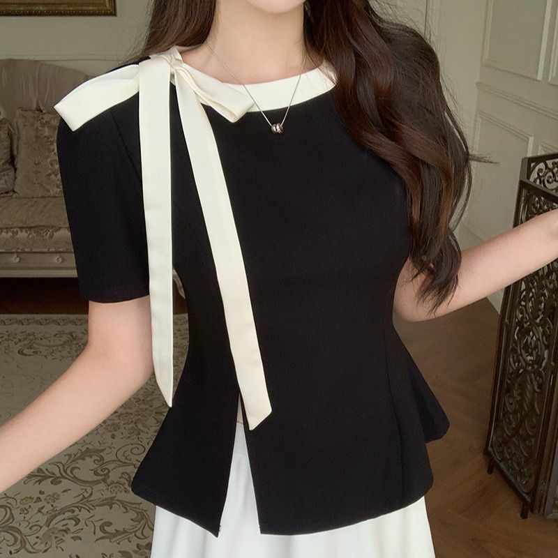เสื้อSlim Fitใหม่ ลายโบว์หวาน แขนสั้น สไตล์แฟชั่นสำหรับผู้หญิง