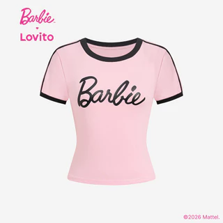 (New Arrival) Barbie™ X Lovito เสื้อยืดสีชมพูผู้หญิง ฤดูใบไม้ผลิ/ร้อน แขนสั้น คอกลม สีตัดกันและแถบข้าง เกาหลี อินเทรนด์ LBL5AD004