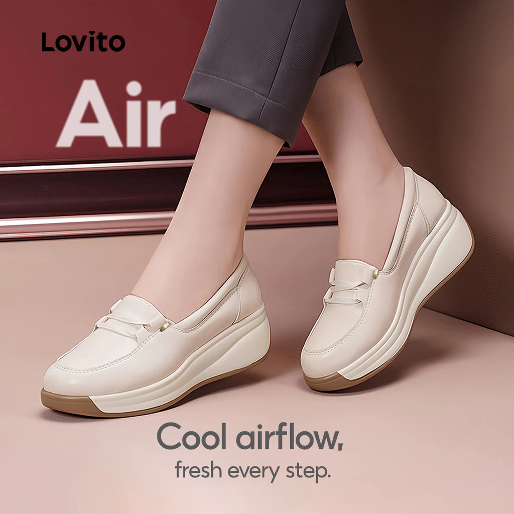 Lovito รองเท้าทรงเรือลำลองสไตล์เกาหลี ส้นสูงแบบแพลตฟอร์ม พื้นนุ่ม สีขาวนวล สำหรับผู้หญิง LFAS8008