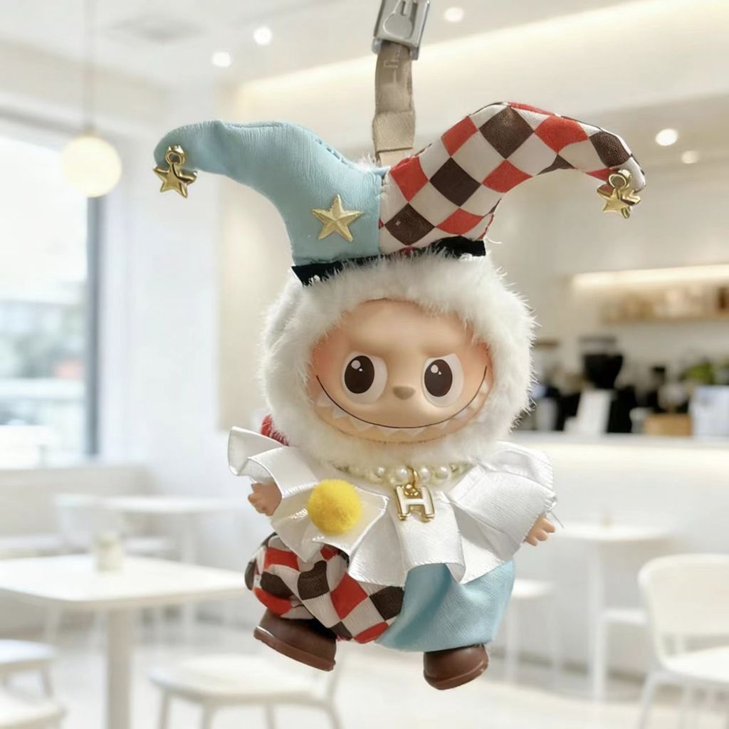 8.6-labubu 4.0 Generation Mini Baby Clothes Labubu Clothes Cute Clown Clothes Suit [ไม่รวมตุ๊กตา]