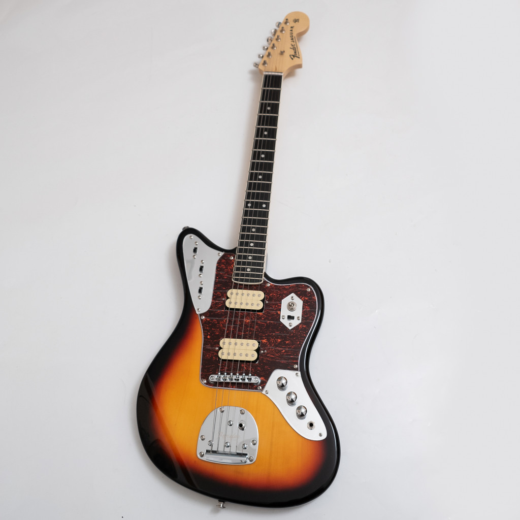 กีต้าร์ไฟฟ้า Fender Jaguar Sunburst