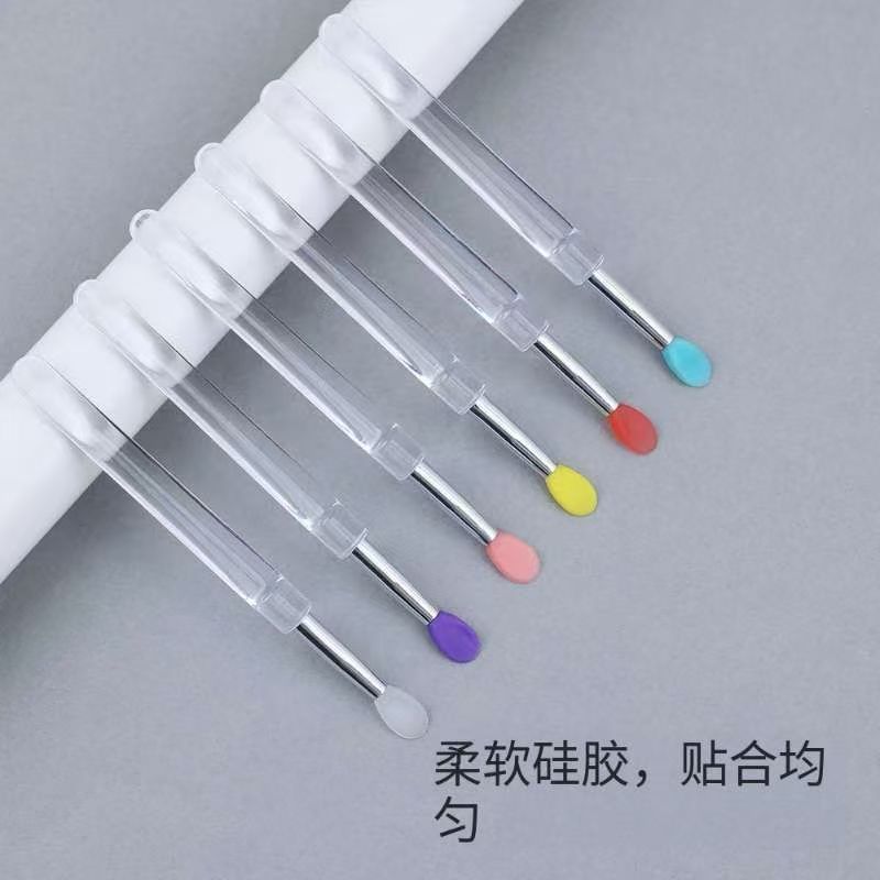 带盖你便携式硅胶唇* 膏刷多色可选可重复使用涂口红唇膏柔软舒适Silicone Lip Brush Lip Mud Lipstick Brush Lip Round Head Brush Lip Br