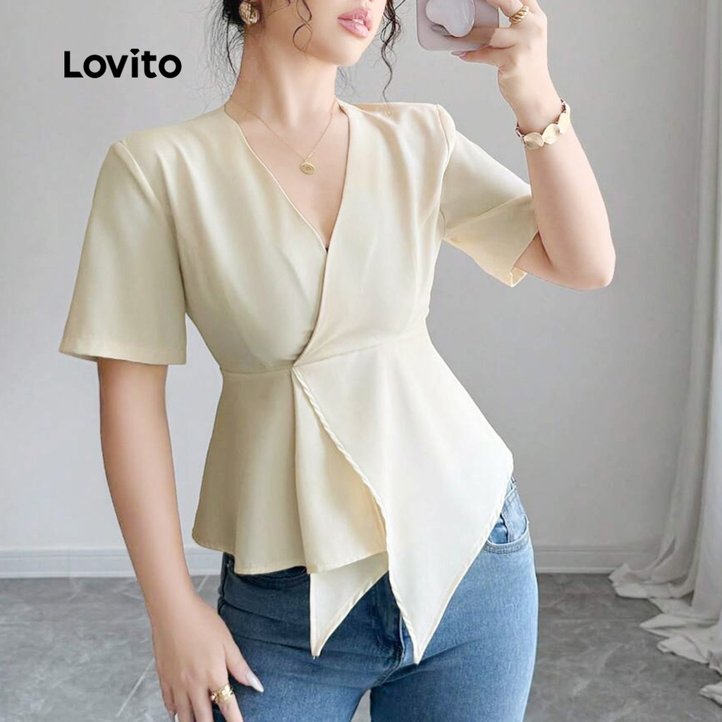 (RCL) Lovito สง่างาม เสื้อบลาเซ่แบบพลีท สไตล์ไม่สมมาตร สำหรับฤดูใบไม้ผลิ/ฤดูร้อน สีขาวออฟไวท์ ผู้หญิง เกาหลี อินเทรนด์ L138AD845 — صورة 4