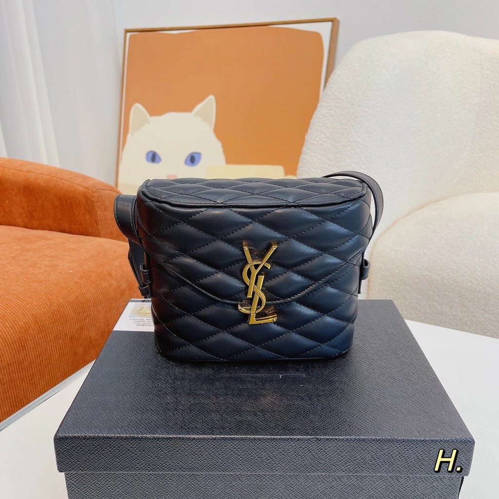 YSL Saint Laurent สไตล์ใหม่ 22 ฤดูใบไม้ร่วงฤดูหนาวสุภาพสตรี JUNE Quilted Sheep Leather Box Bag กระเป