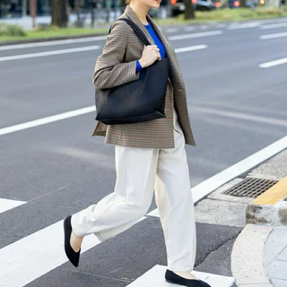 Legato Largo กระเป๋าโท้ท size Regular รุ่น LH-L0001Z