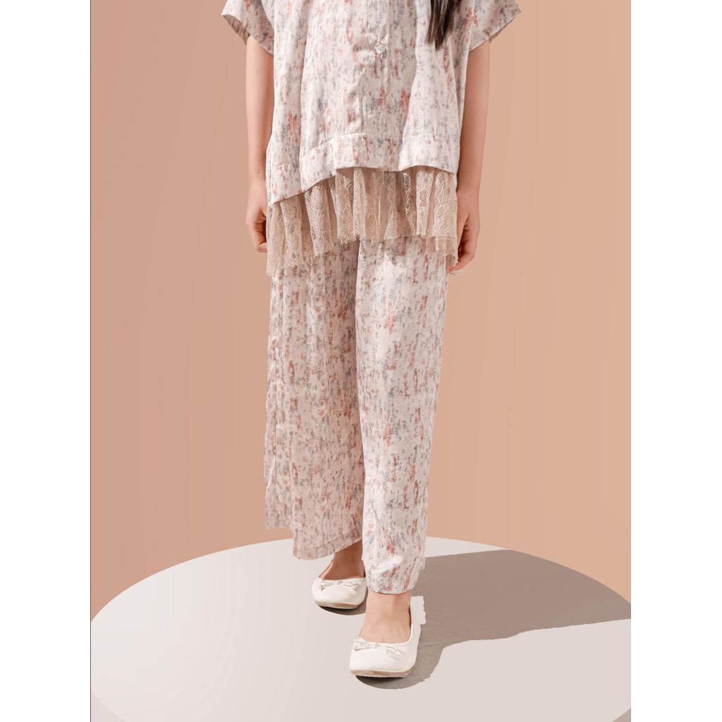 ALEZA Kelly Pants Girl สีเบจ