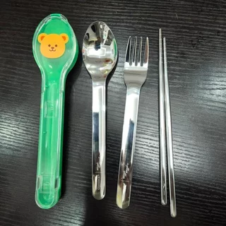 (รอ 3อาทิตย์) Glasslock x Wiggle Wiggle Portable Cutlery Set / ชุดช้อนส้อม ตะเกียบพกพา สเตนเลส304