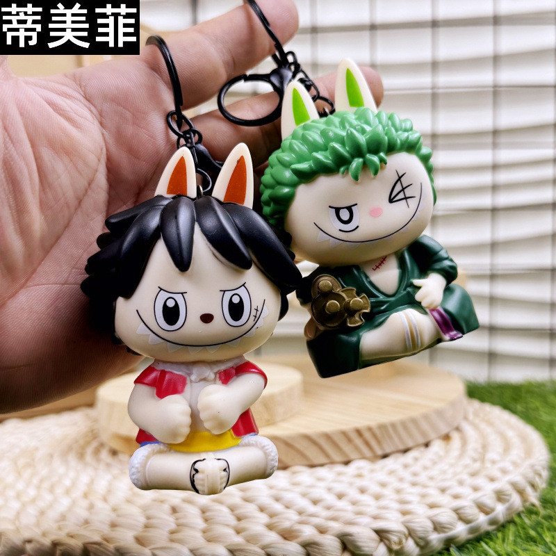 การ์ตูนแสง Labubu One Piece Series พวงกุญแจ Luffy Zoro กระเป๋าแขวนของขวัญเล็กๆ _ Play Beauty Departm