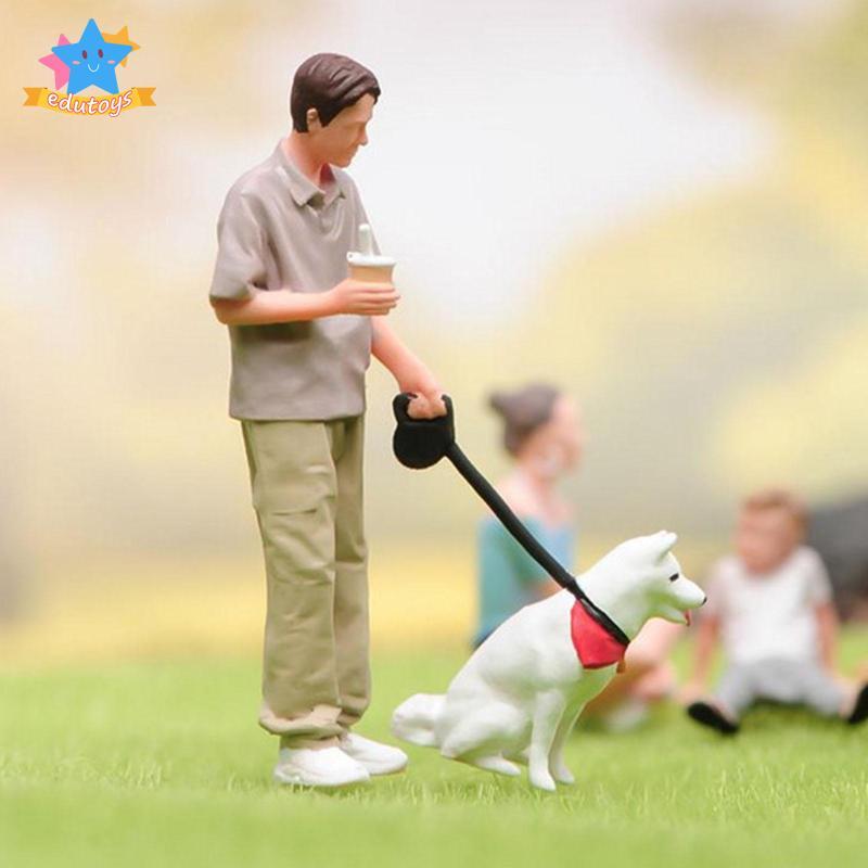 [Edstars] 1/64 Dog Walking Boy Figure Miniature Diorama Model Figure Painted Craft Hobby